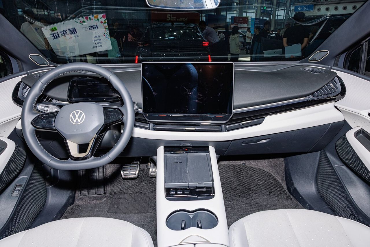 2025 Volkswagen ID.UNYX thumbnail 4